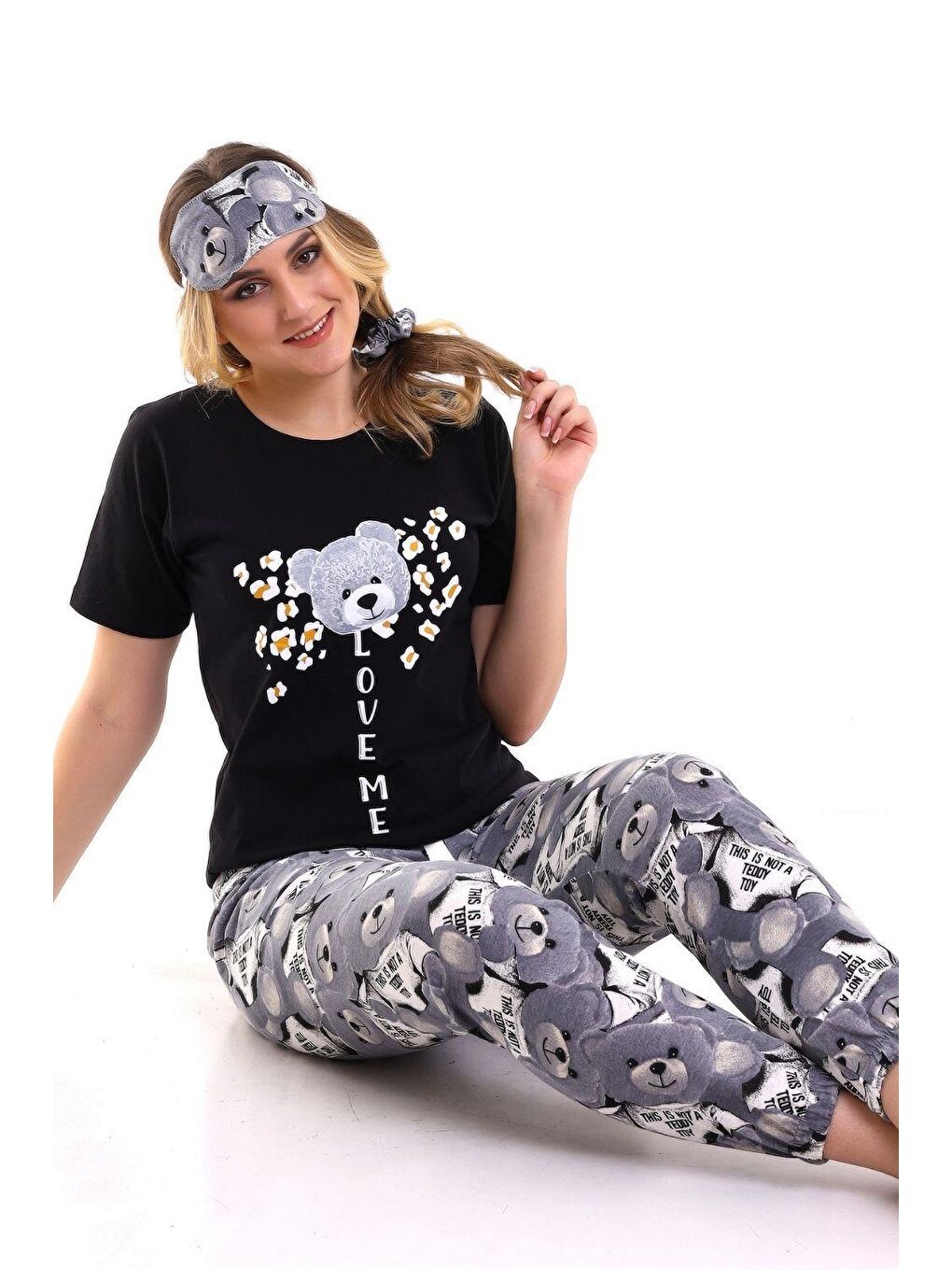 Siyah Uyku Bantlı Ayıcık Papatya Baskılı Kadın Kısa Kol Pijama Takımı-2