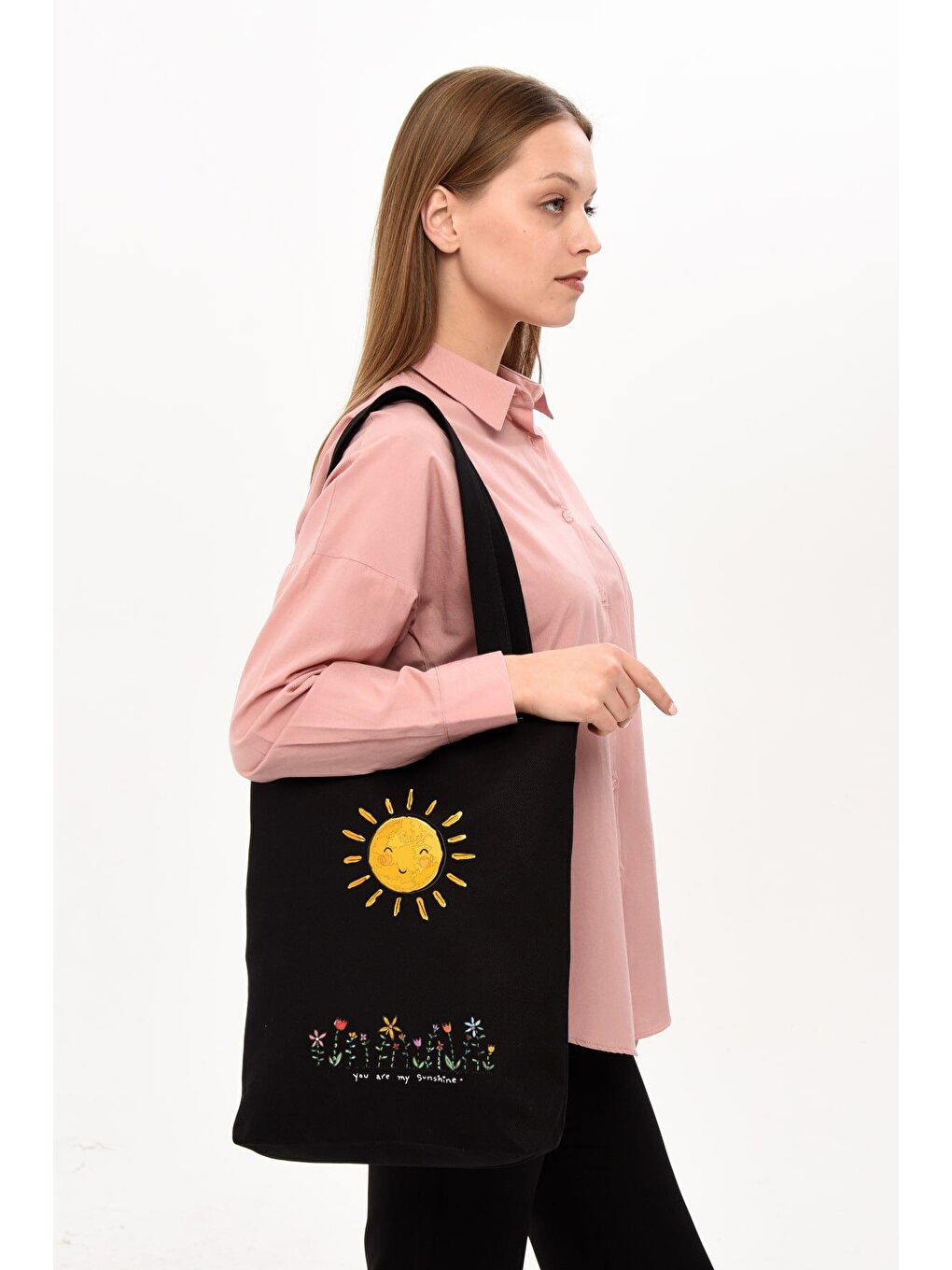 Gülümseyen Güneş Baskılı Siyah Kanvas Çan