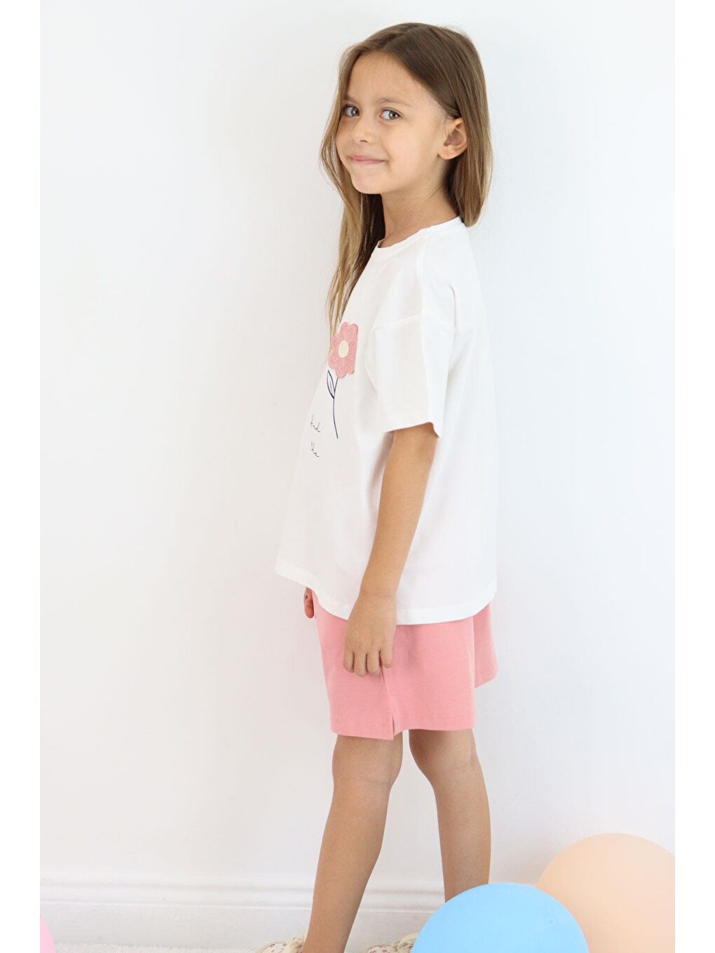 Kız Çocuk Şortlu Takım Örgü Çiçek İşlemeli Ekru (9 Yaş)-3