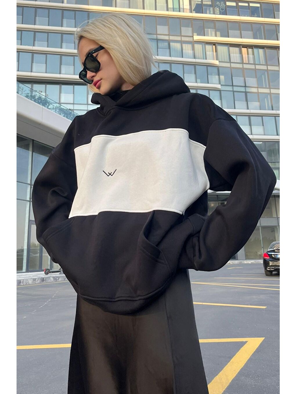 Madmext Siyah Renk Bloklu Şardonlu Sweatshirt MG1544 - 2