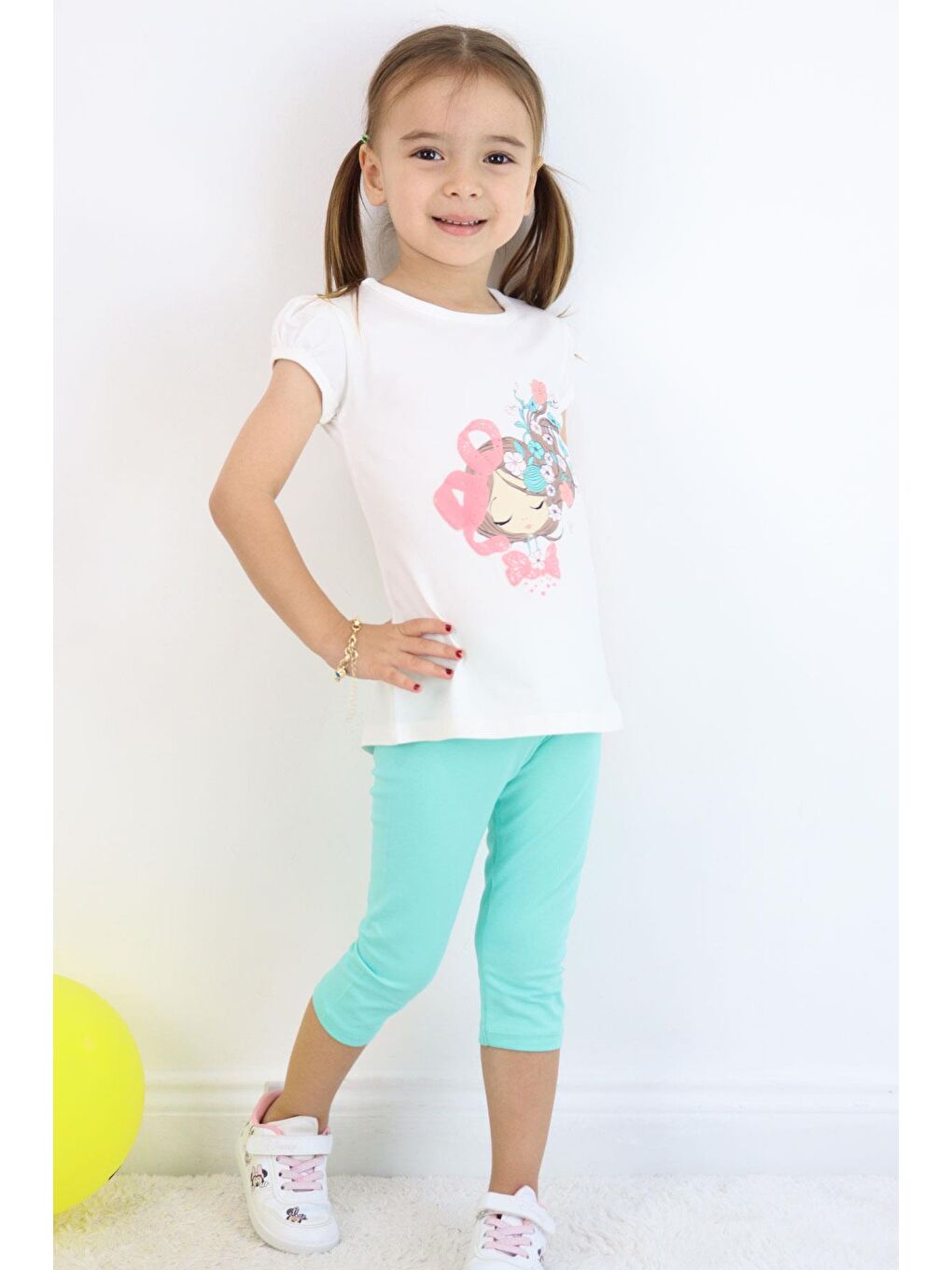 Kız Çocuk Kapri Taytlı Takım Çiçekli Kız Baskılı Ekru (1.5-5 Yaş)-1