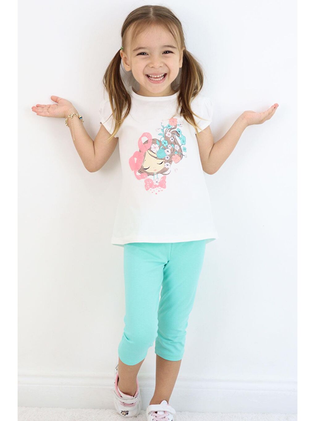 Kız Çocuk Kapri Taytlı Takım Çiçekli Kız Baskılı Ekru (1.5-5 Yaş)-2