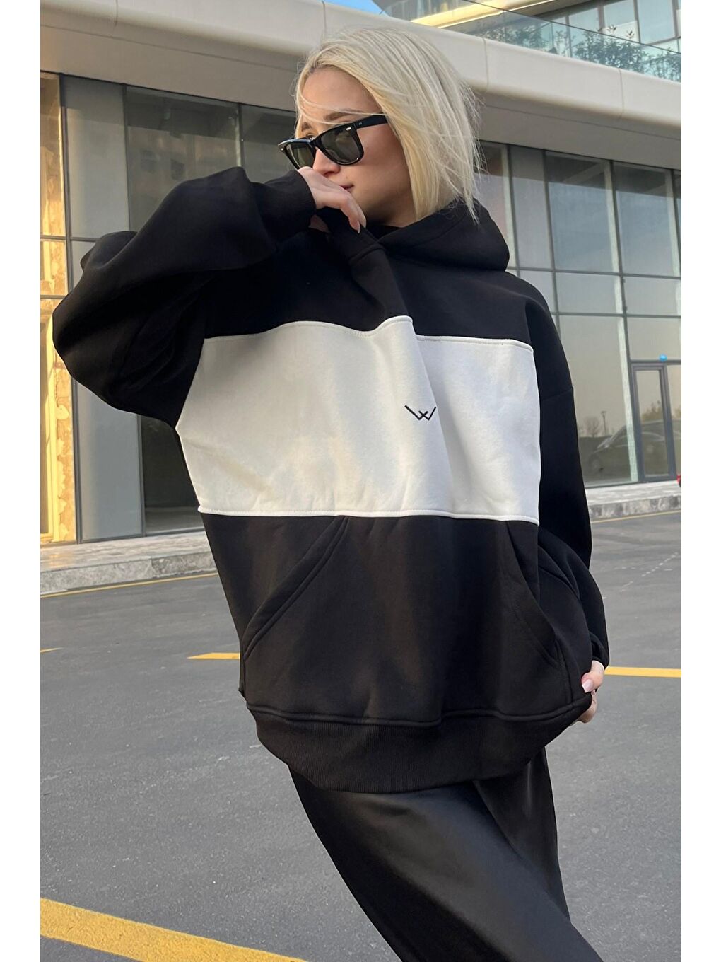 Madmext Siyah Renk Bloklu Şardonlu Sweatshirt MG1544 - 3