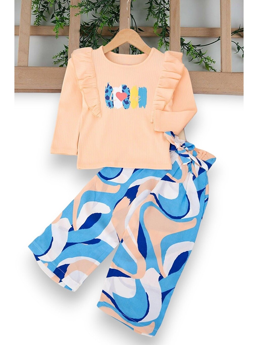 Pembe Kız Çocuk 2-3-4-5-6 Yaş, Mevsimlik Fırfırlı Tiril Tiril Dokuma Pantalonlu Alt Üst Takım-1