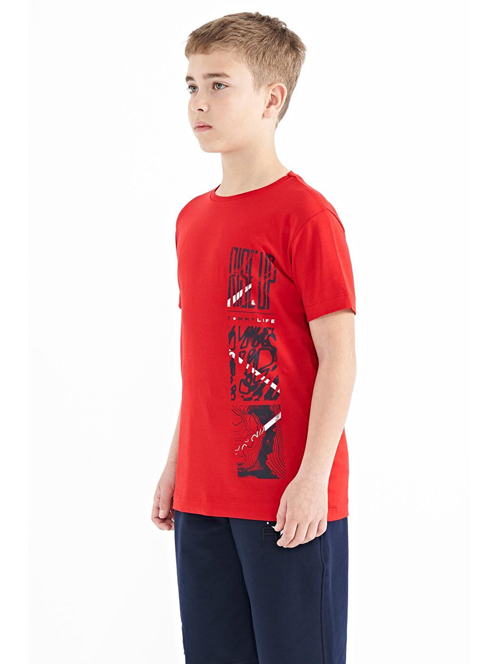 TOMMYLIFE Kırmızı Baskı Detaylı O Yaka Standart Kalıp Erkek Çocuk T-Shirt - 11104 - 4