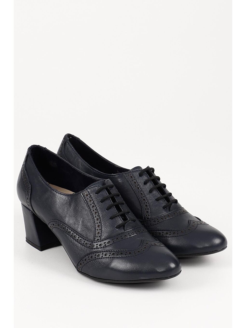 Lacivert LACİVERT  Hakiki Deri Yuvarlak  Burun Orta Kalın Topuklu Bağcıklı Kadın Ayakkabı 24216-1