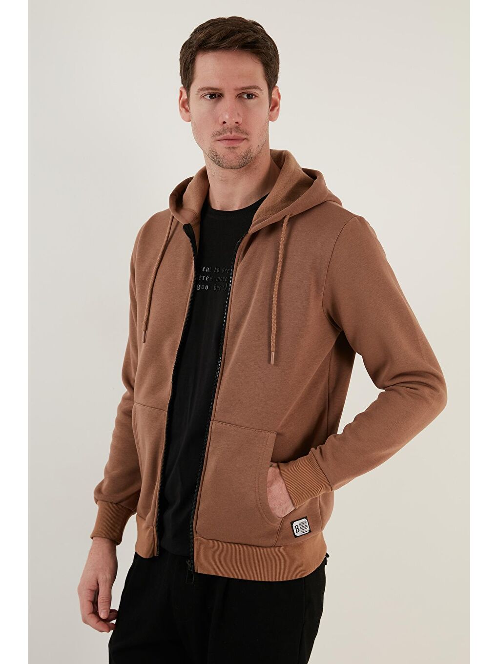 Kahverengi Slim Fit Kapüşonlu  İçi Tüylü Yumuşak Şardonlu Kışlık Fermuarlı Sweatshirt 5905340-4