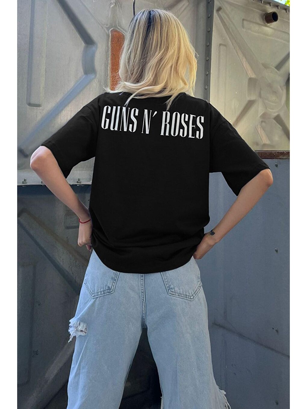 Siyah Arka Baskılı Over Fit Kadın Tişört Mg1506-1