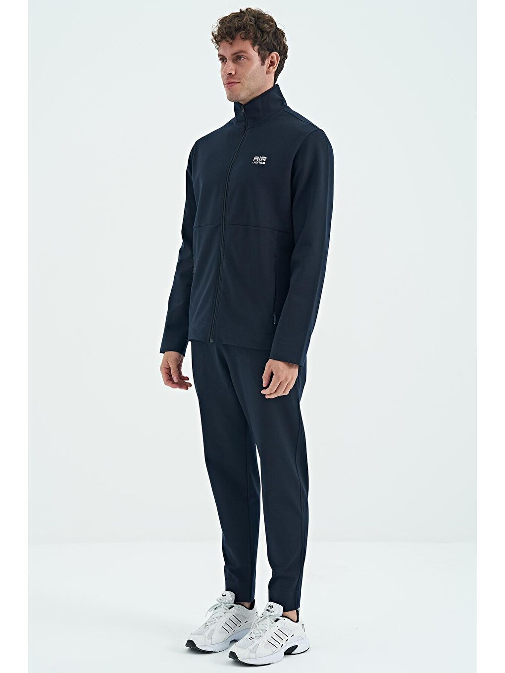 Lacivert Dik Yaka Gizli Cep Detaylı Standart Kalıp Erkek Eşofman Takım - 85209-7