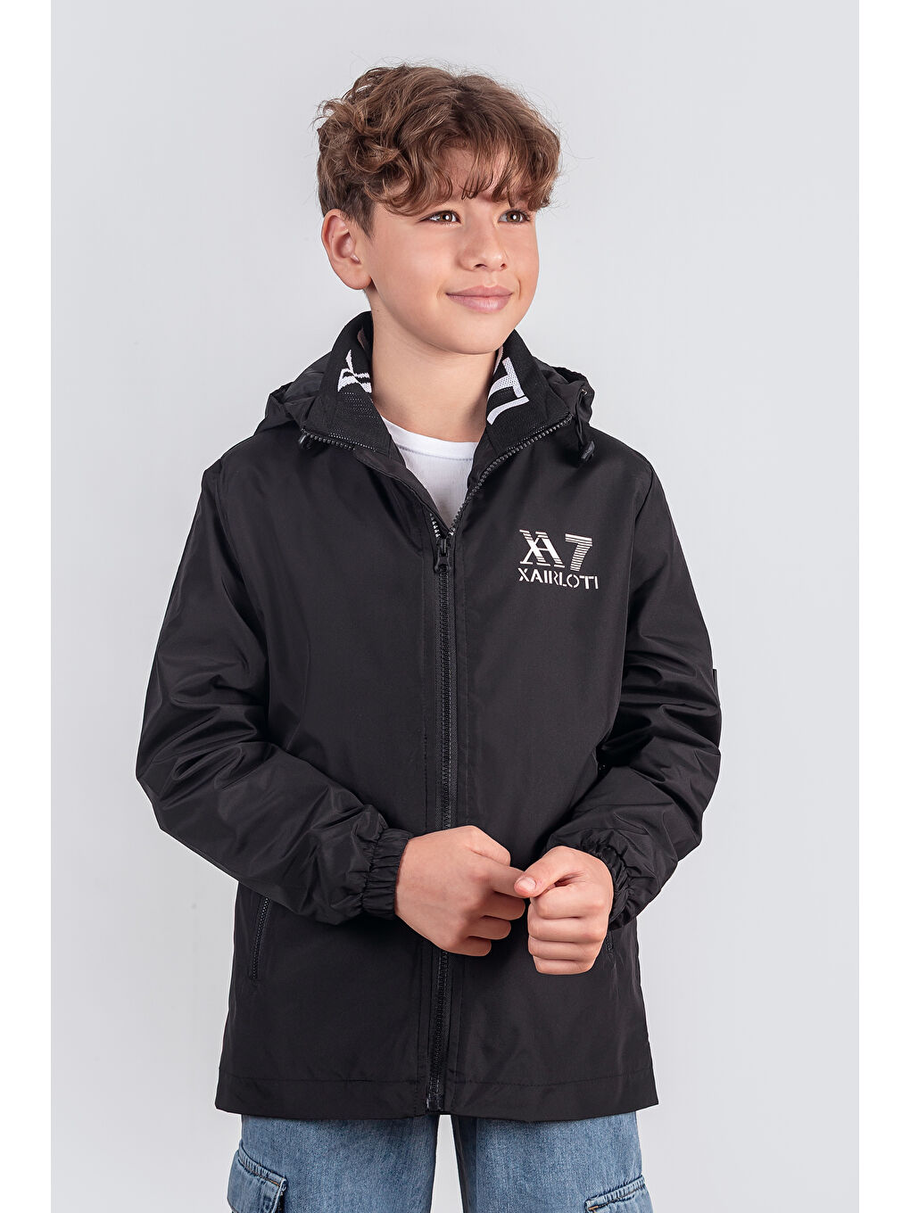 Siyah Erkek Çocuk Spor Mevsimlik Mont MM.XA7-3