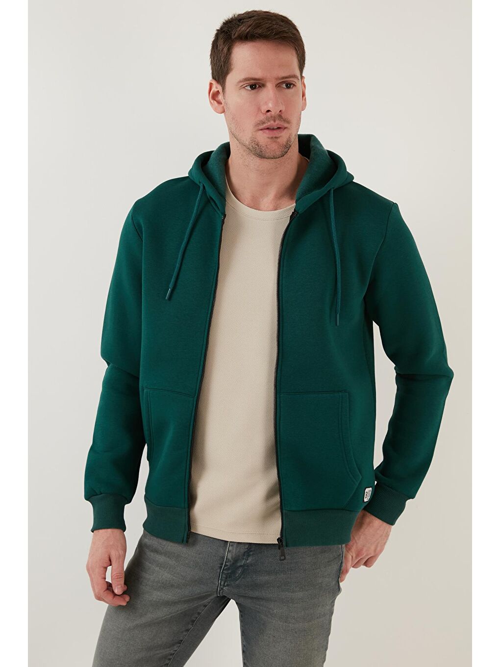 Yeşil Slim Fit Kapüşonlu  İçi Tüylü Yumuşak Şardonlu Kışlık Fermuarlı Sweatshirt 5905340-4