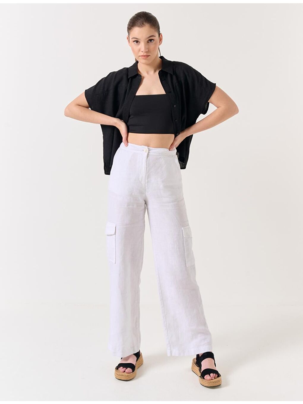 Beyaz Yüksek Bel Bol Paça Cepli Keten Pantolon