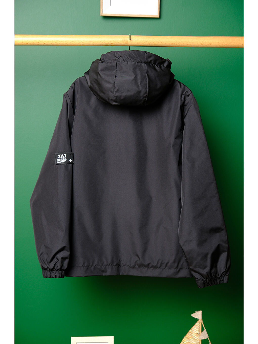 Siyah Erkek Çocuk Spor Mevsimlik Mont MM.XA7-9