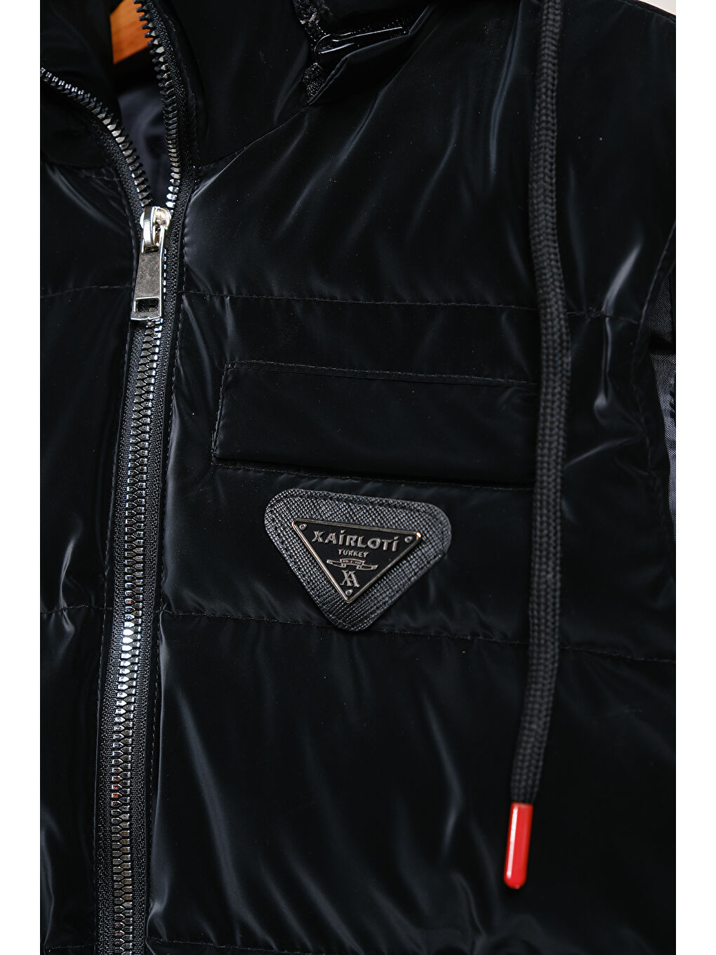 Siyah Kapüşonlu Erkek Çocuk Nova Kumaş Şişme Yelek YLK 2626-6