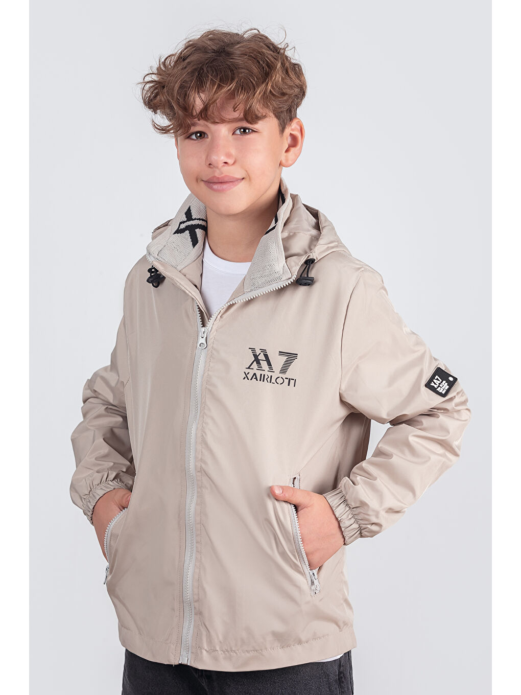 Bej Erkek Çocuk Spor Mevsimlik Mont MM.XA7-3