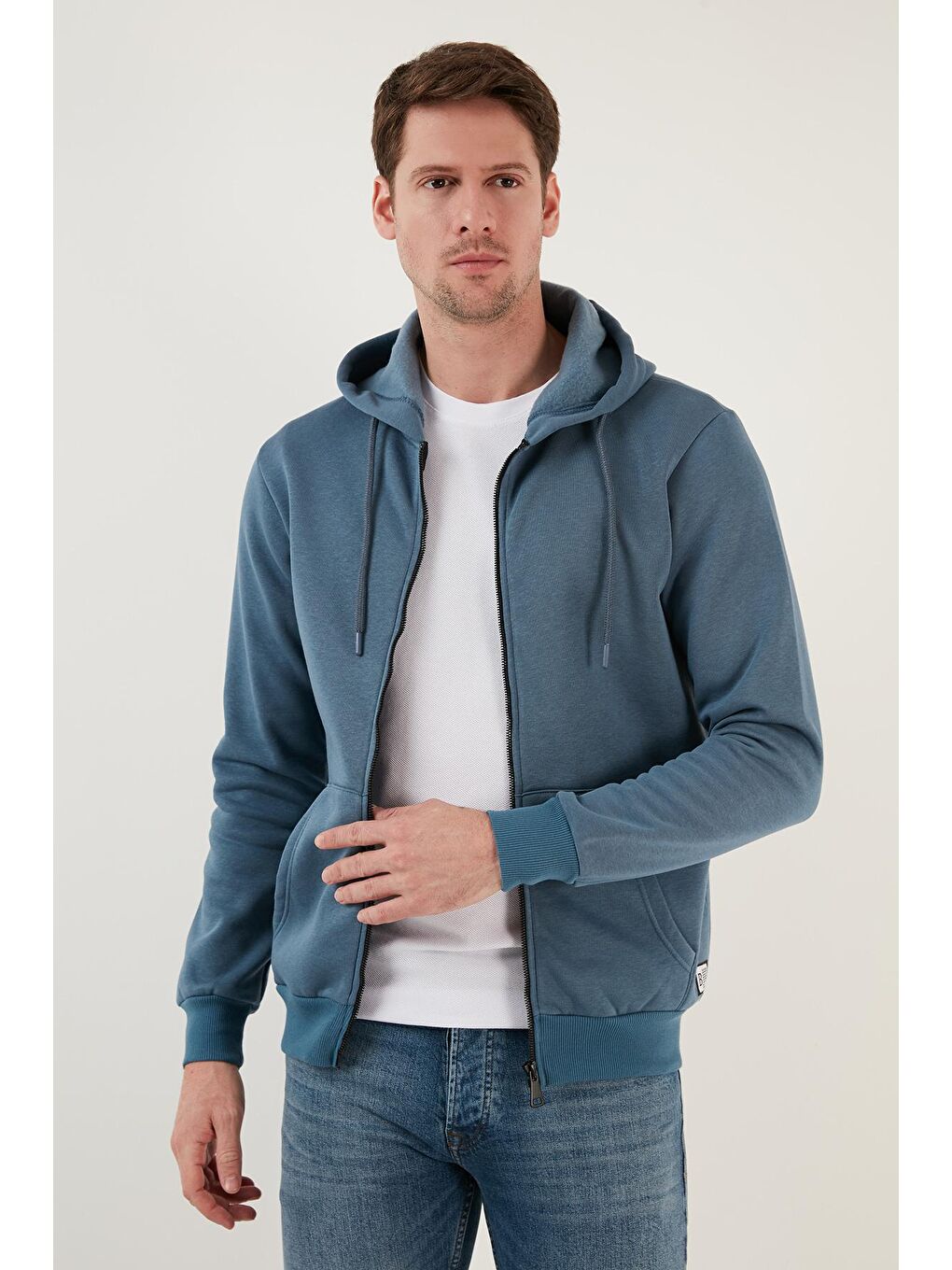 Gri Slim Fit Kapüşonlu  İçi Tüylü Yumuşak Şardonlu Kışlık Fermuarlı Sweatshirt 5905340