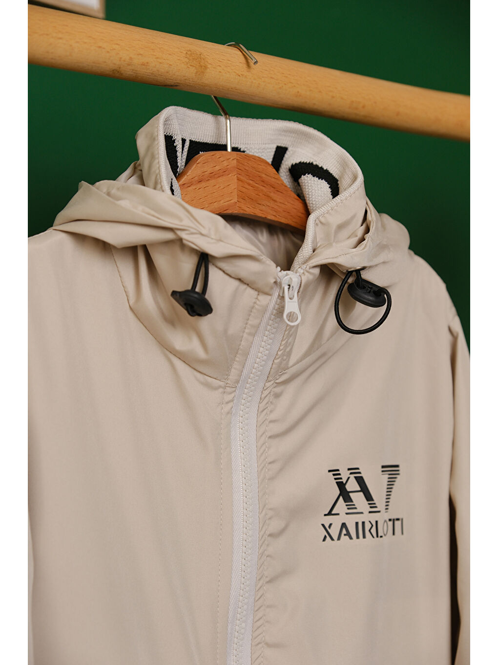 Bej Erkek Çocuk Spor Mevsimlik Mont MM.XA7-5