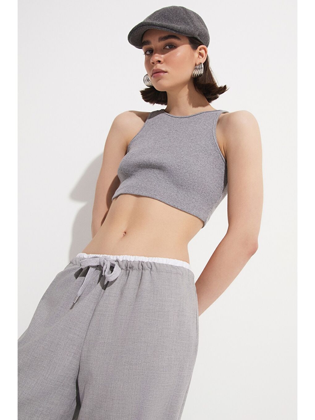 Gri Halter Yaka Crop-1