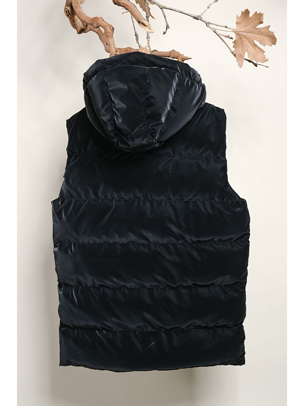 Siyah Kapüşonlu Erkek Çocuk Nova Kumaş Şişme Yelek YLK 2626-9