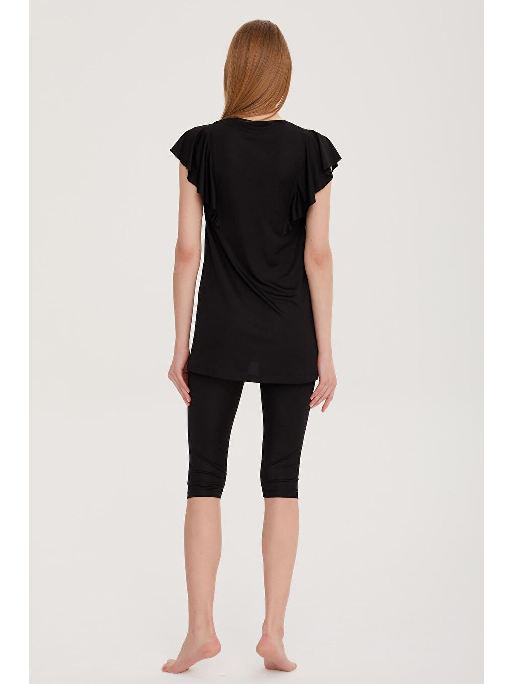 Siyah Fırfır Volan Detaylı Yarı Kapalı Mayo 2150 Hilal-5