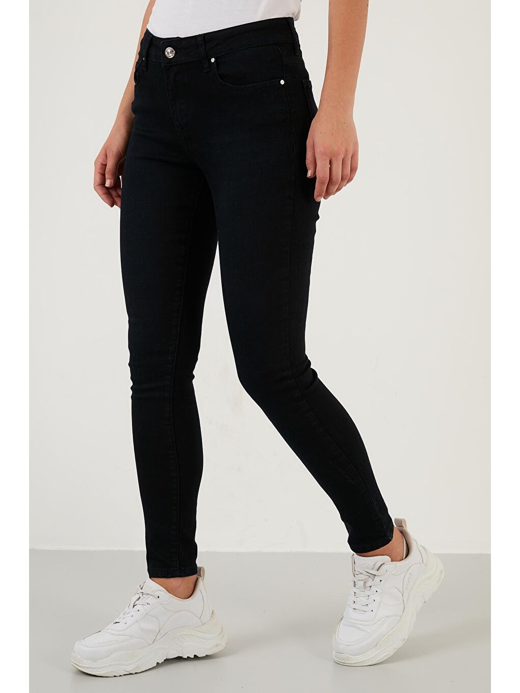 Lela Lacivert Pamuklu Yüksek Bel Skinny Fit Dar Paça Jeans 639ISABEL