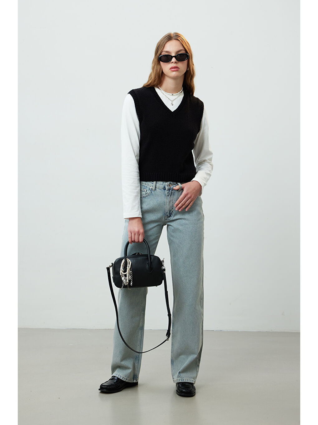 V Yaka Triko Süveter Siyah-2