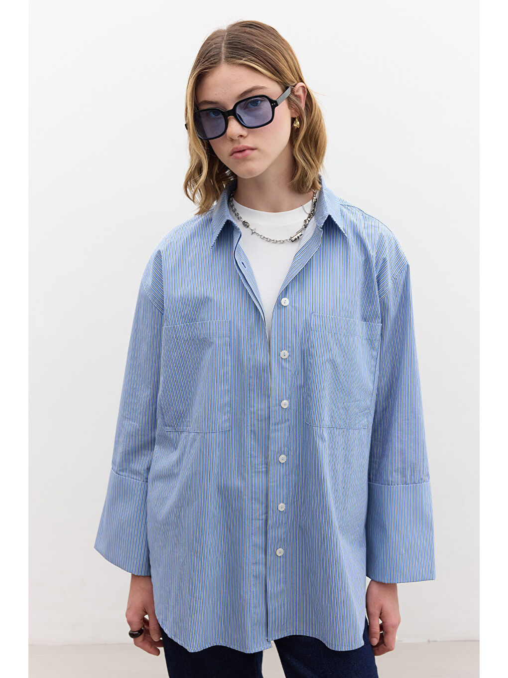 Geniş Manşetli Çizgili Gömlek Mavi-1