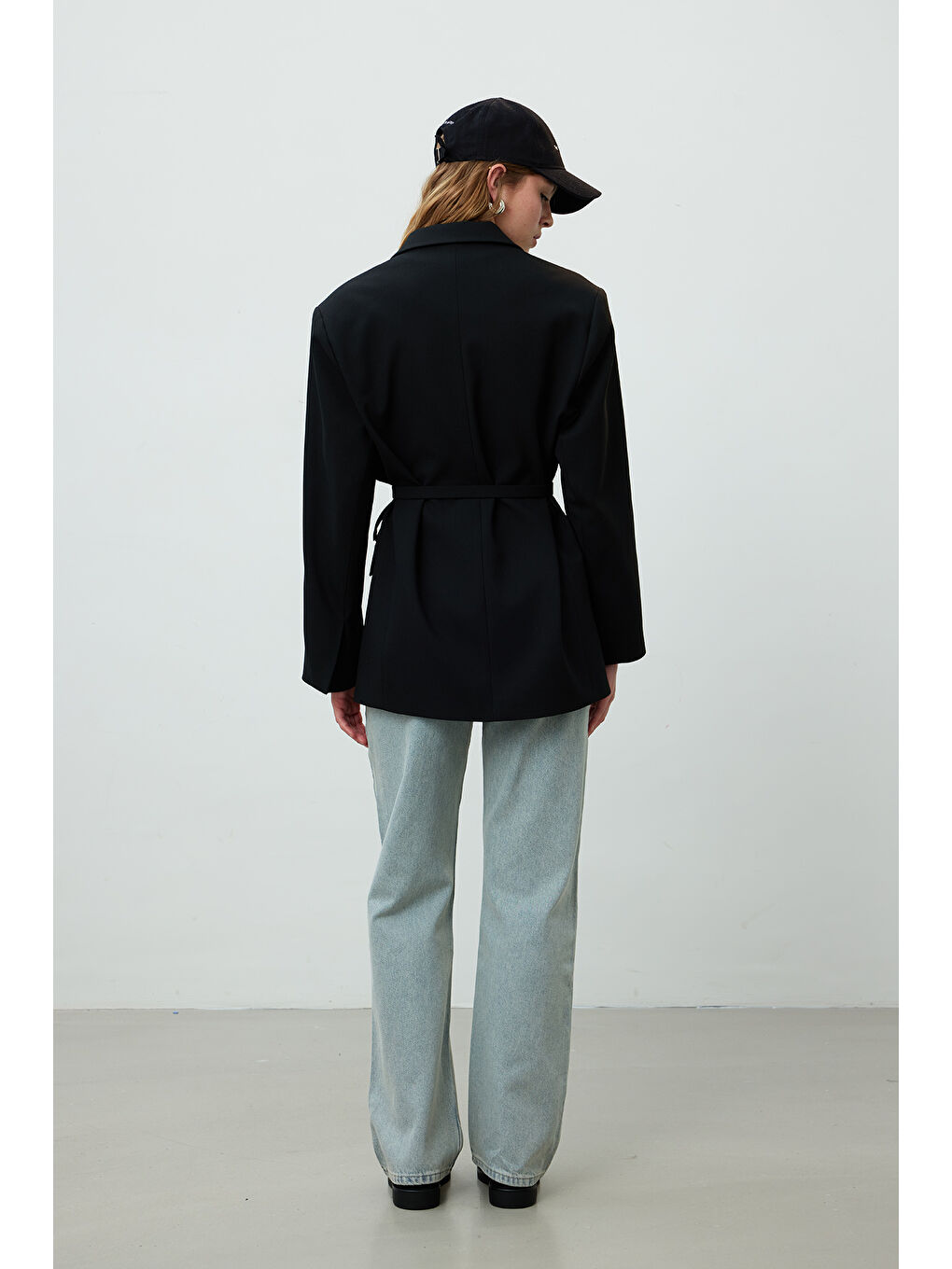 Kemerli Blazer Ceket Siyah-7