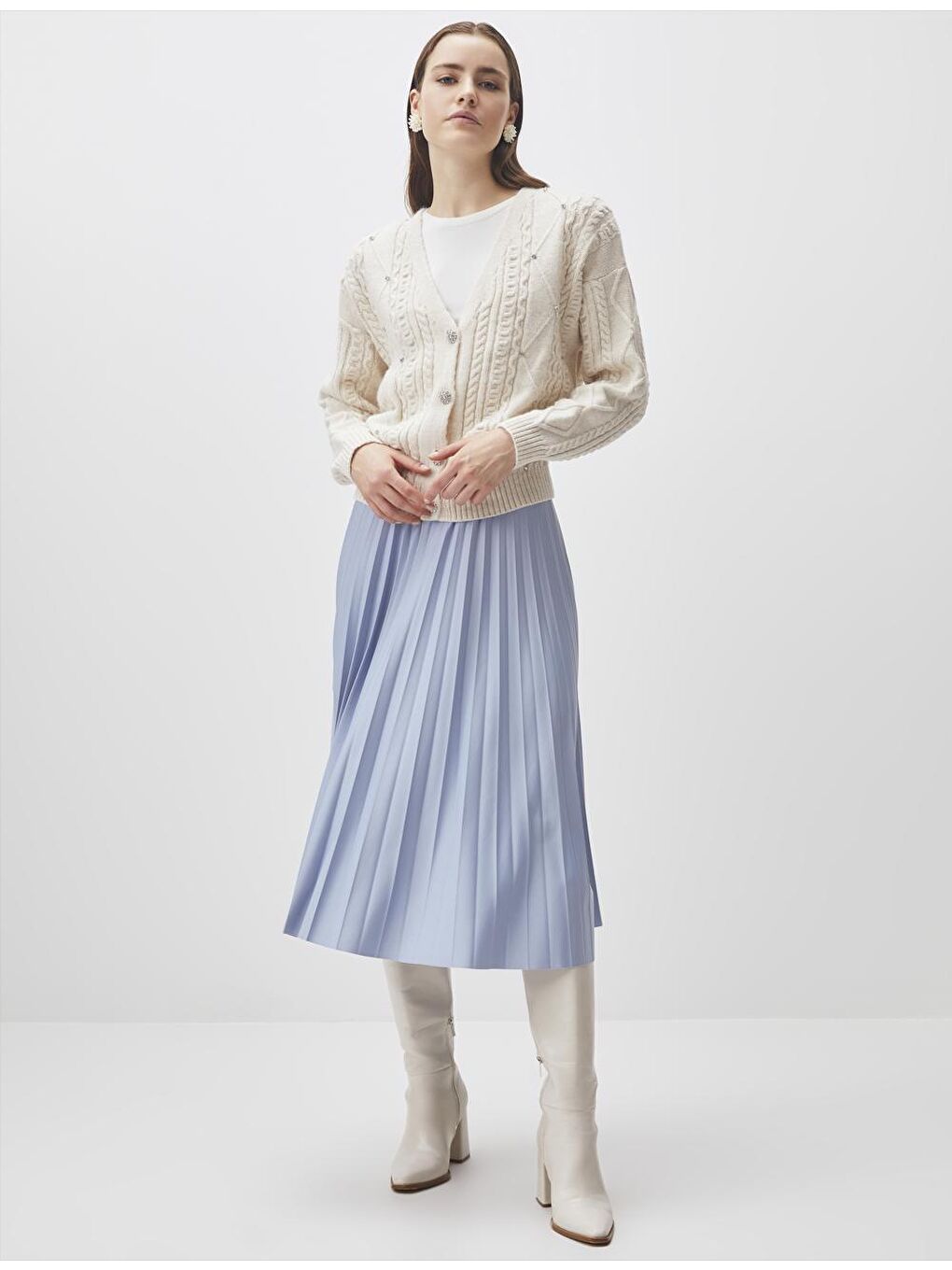 Ekru V Yaka Uzun Kollu Hırka-3