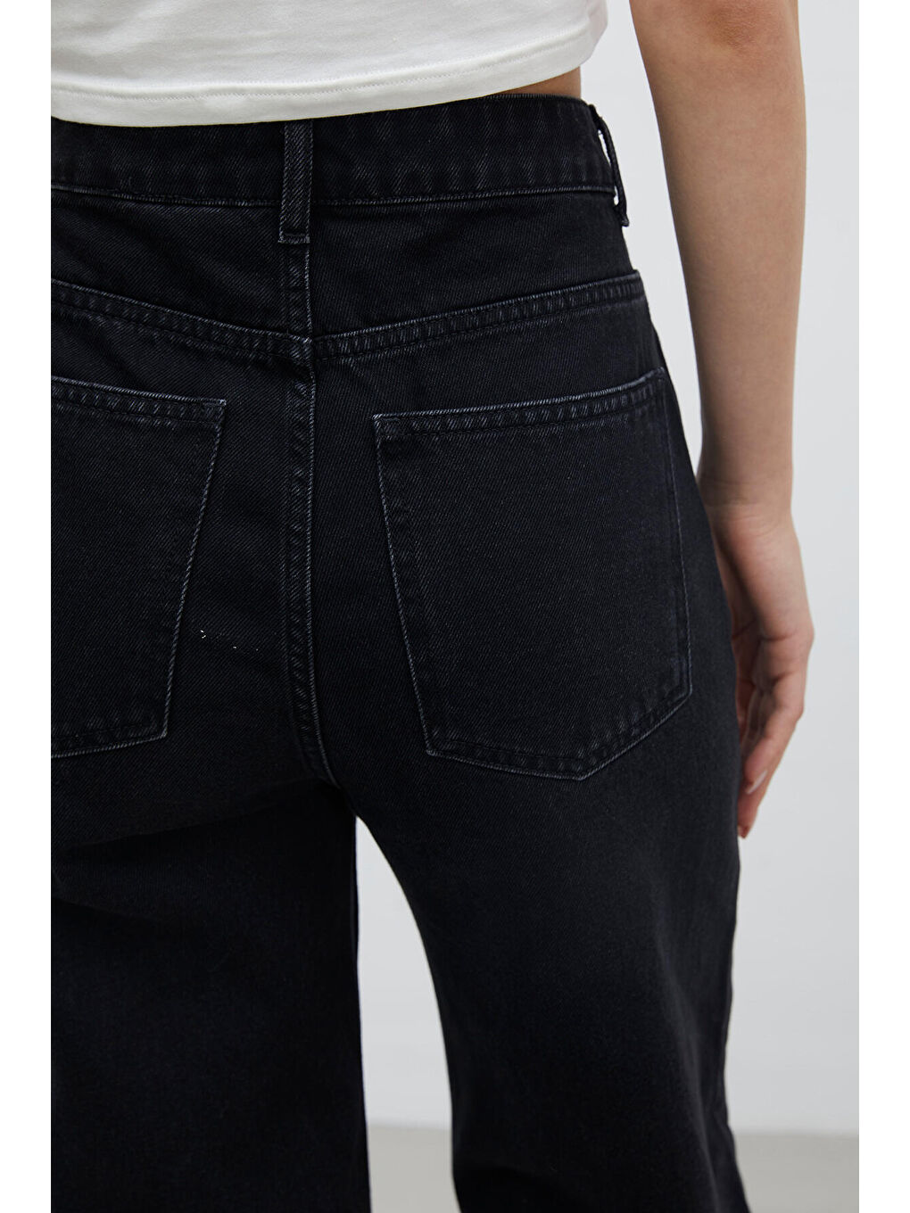 1975 Hıgh-Rıse Straight Fit Denim Siyah-6