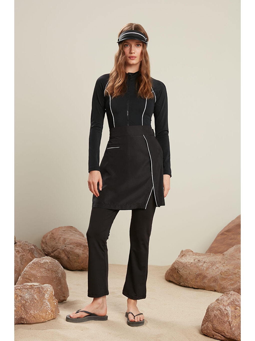 Tesettür Biyeli Mayo Etek Siyah-3