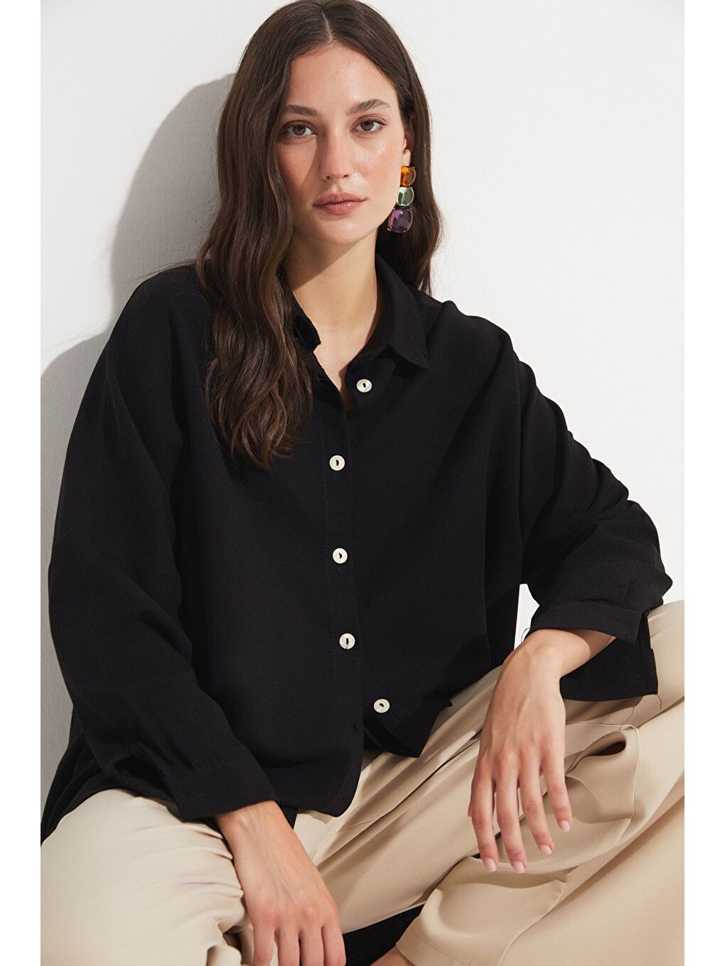 Siyah Bol Kesim Gömlek-3