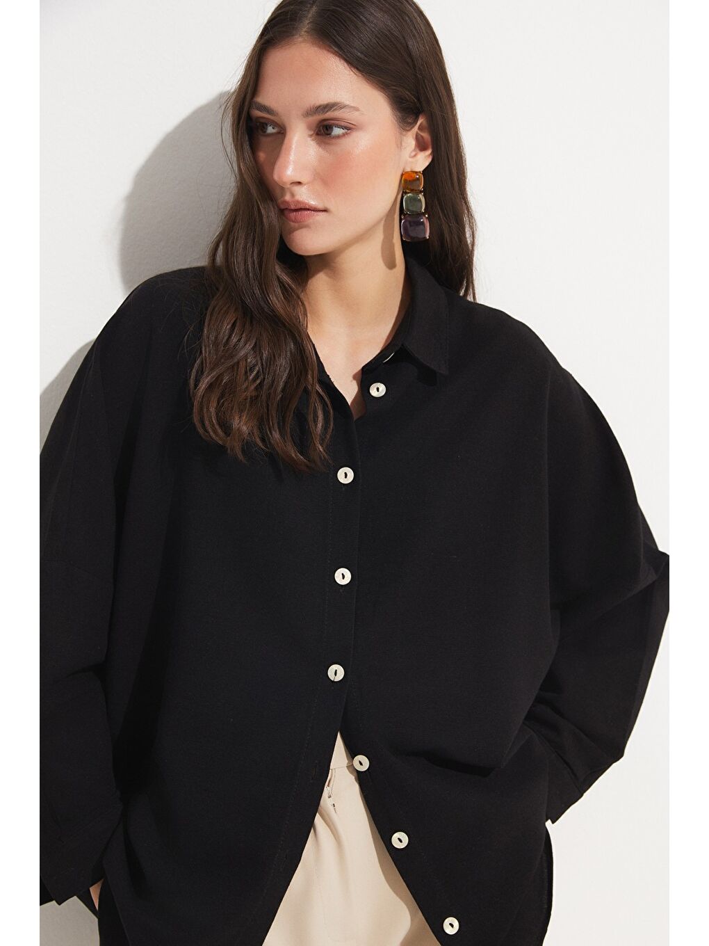 Siyah Bol Kesim Gömlek-4