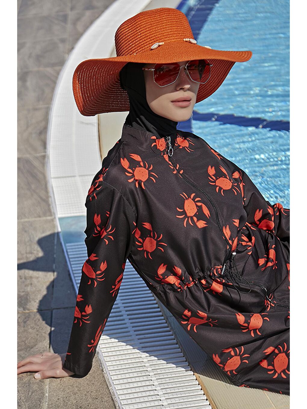 Siyah Parasut Tam Kapalı Tesettür Mayo R080 Yengeç