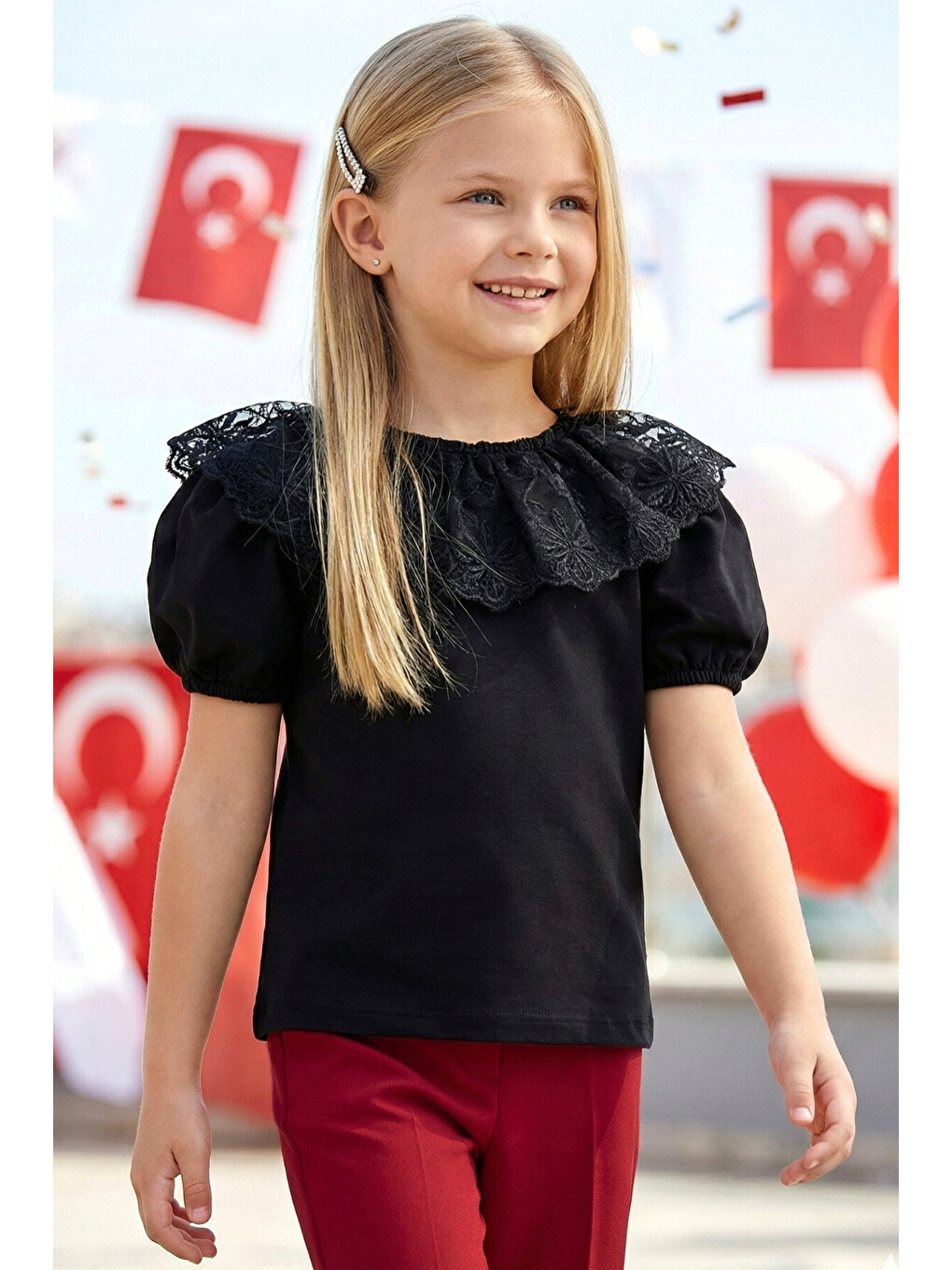 Kız Çocuk Siyah Dantelli Kısa Kol Bluz 23 Nisan Gösteri Kıyafeti