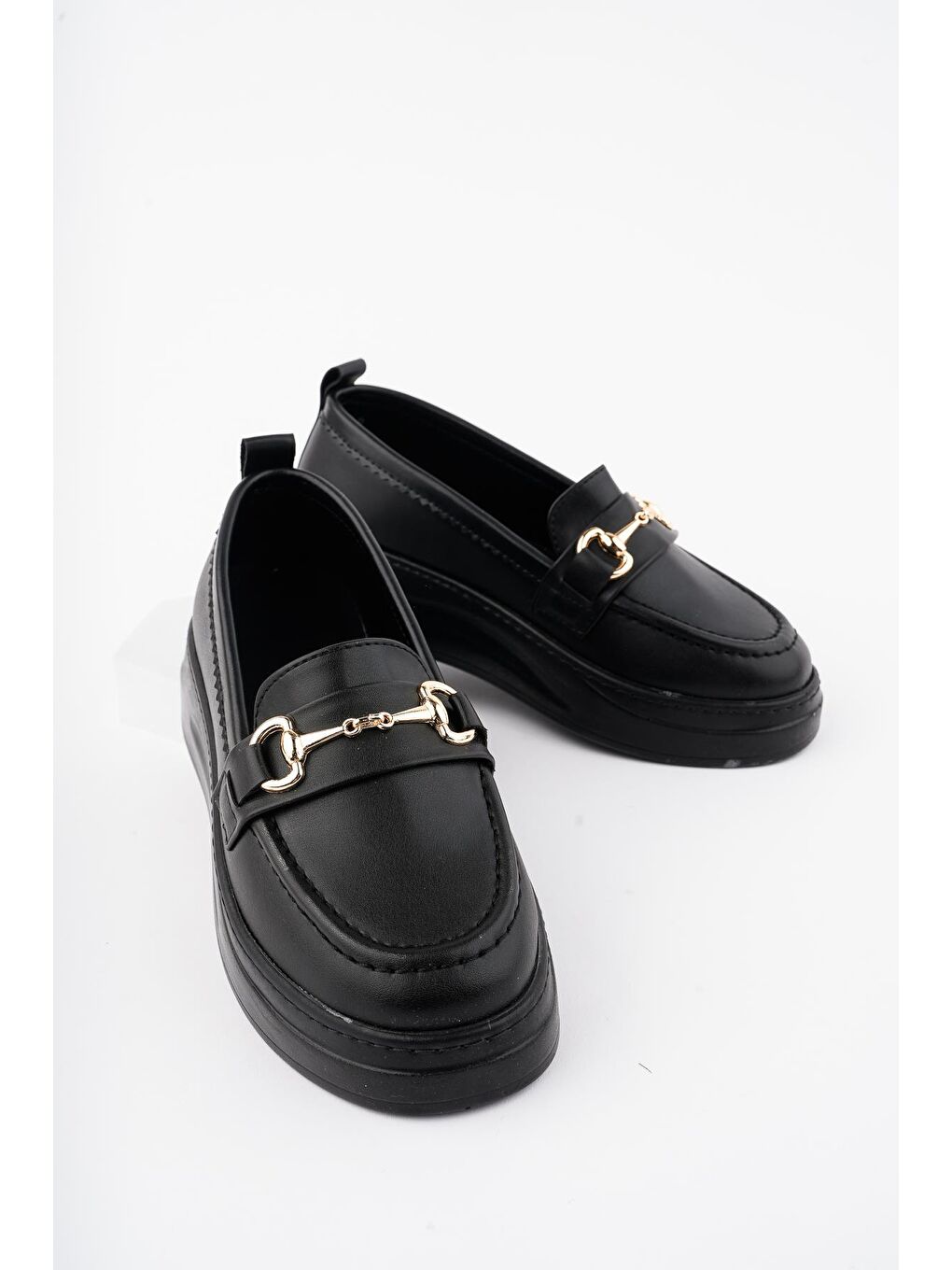 Siyah SANTA Kadın Loafer Oval Burunlu Kalın Taban Tokalı Günlük Makosen Ayakkabı-3