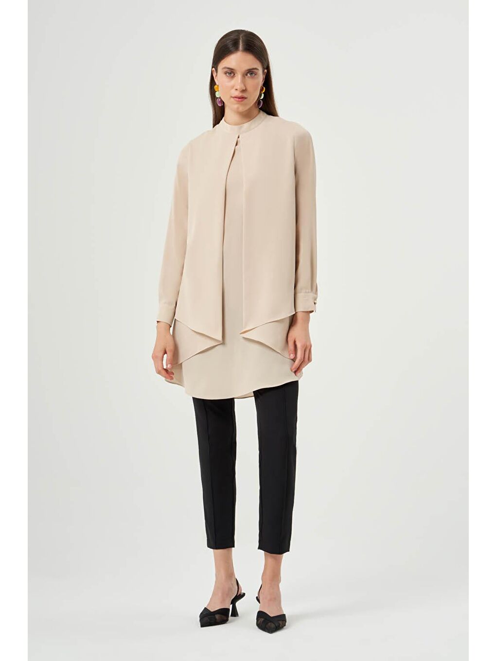 Bej Önü Katlı Vizon Tunik