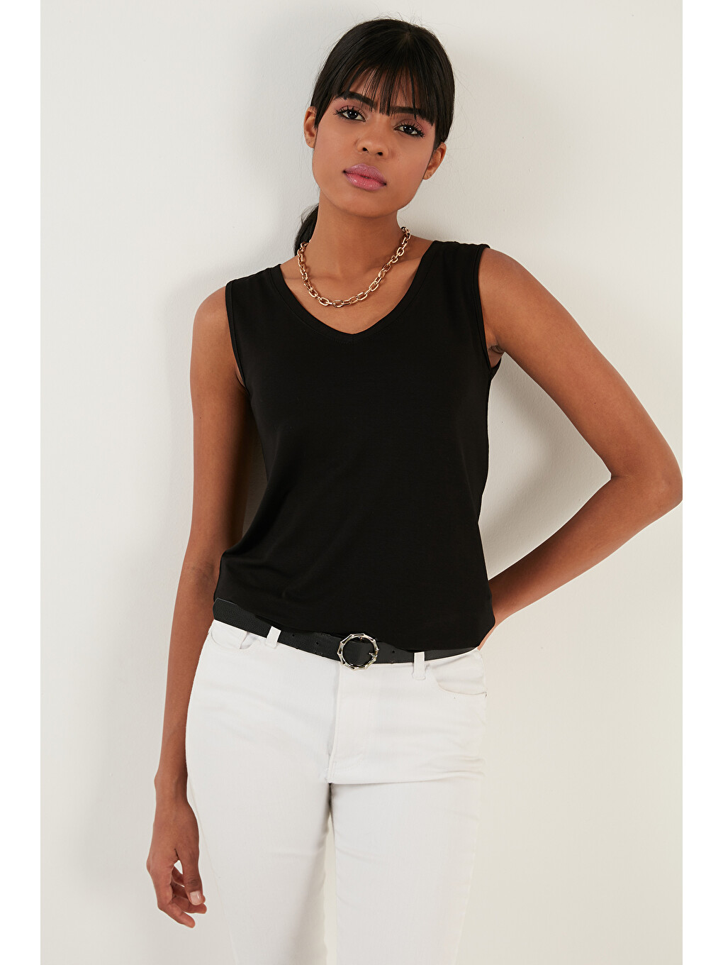 Siyah Slim Fit V Yaka Kalın Askılı 2' li Paket Kadın Bluz 5864384S2-1