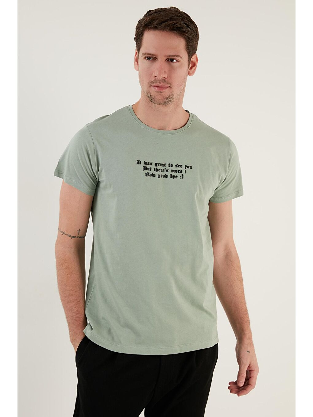 Yeşil Yazı Baskılı Bisiklet Yaka %100 Pamuk Slim Fit Tişört 541THEMAS-2