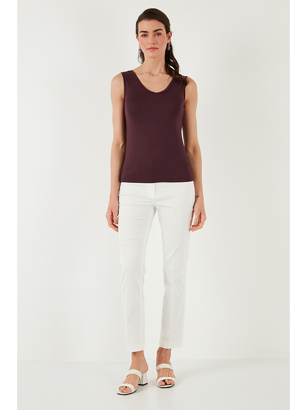 Siyah Slim Fit V Yaka Kalın Askılı 2' li Paket Kadın Bluz 5864384S2-3