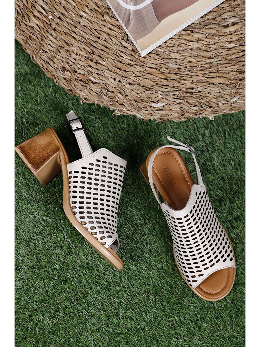 Ekru Hakiki Deri Topuklu Kadın Sandalet 45044