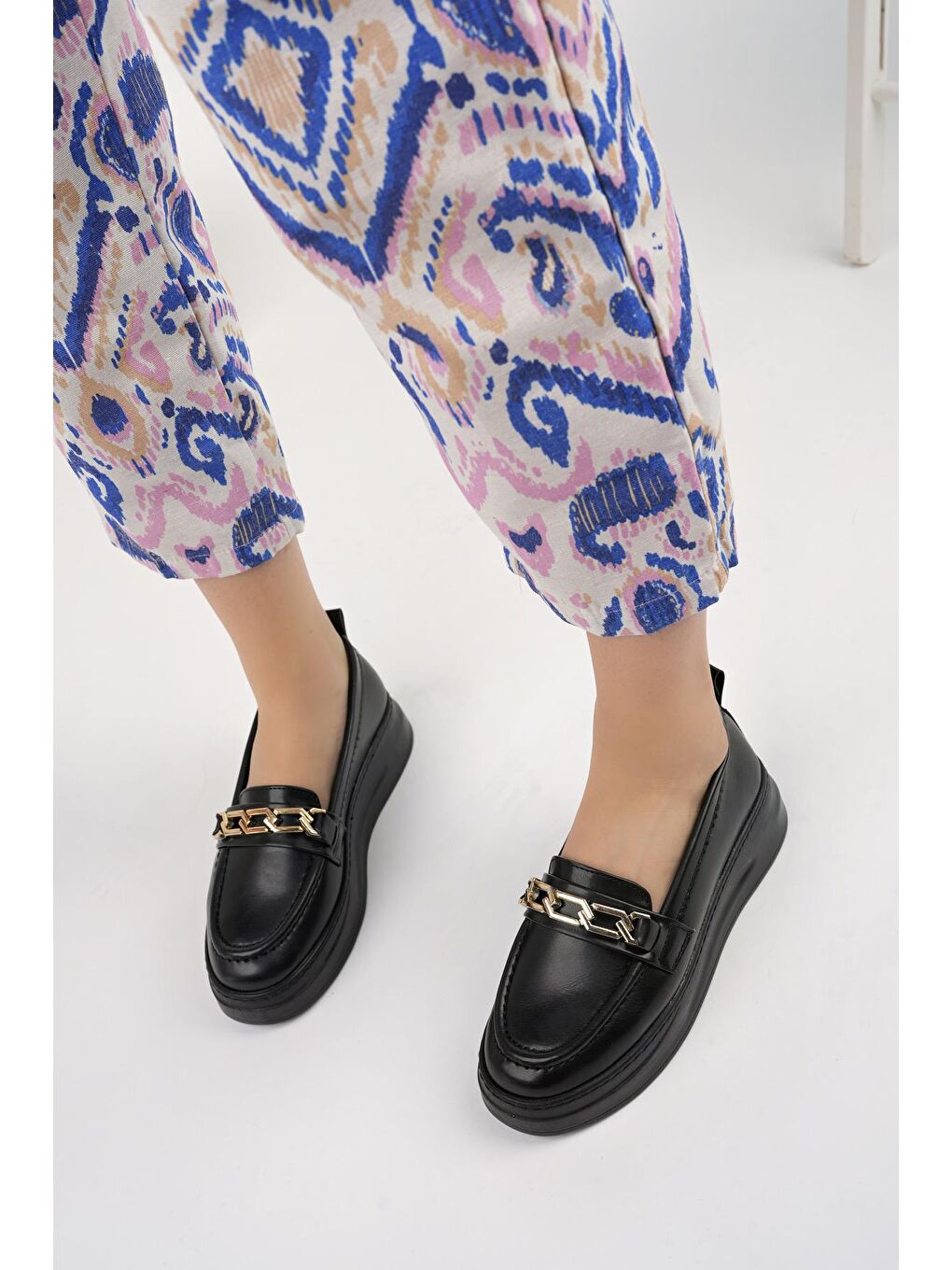 Siyah LYDİA Kadın Loafer Oval Burunlu Kalın Taban Tokalı Günlük Makosen Ayakkabı-1