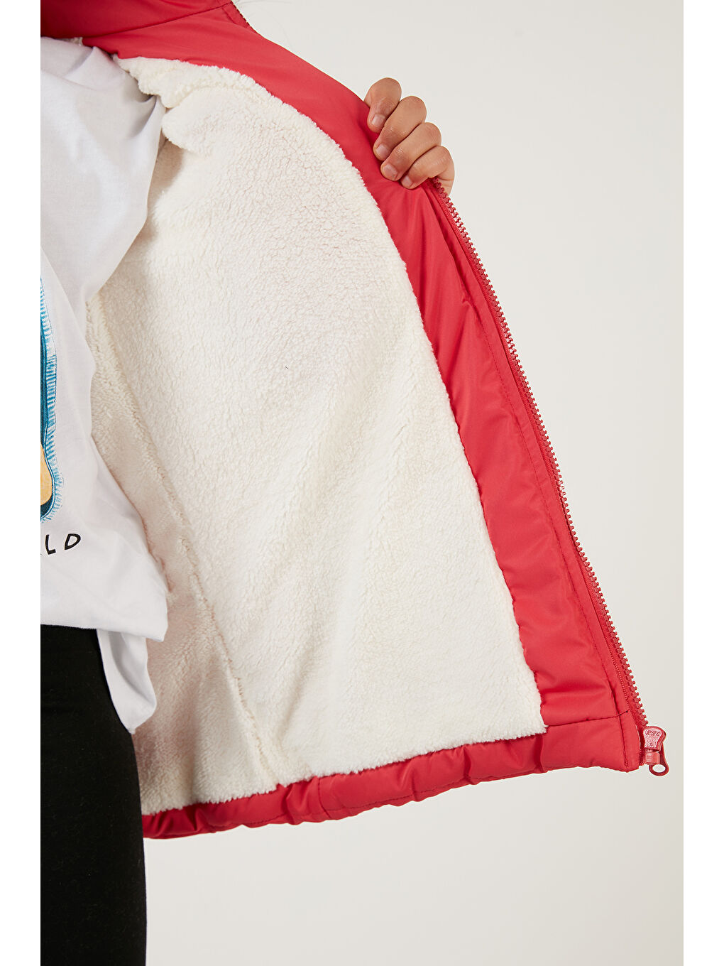 Kırmızı Yakası Suni Kürklü İçi Pelüş Astarlı Kapüşonlu Cepli Kız Çocuk Mont 6034040-5