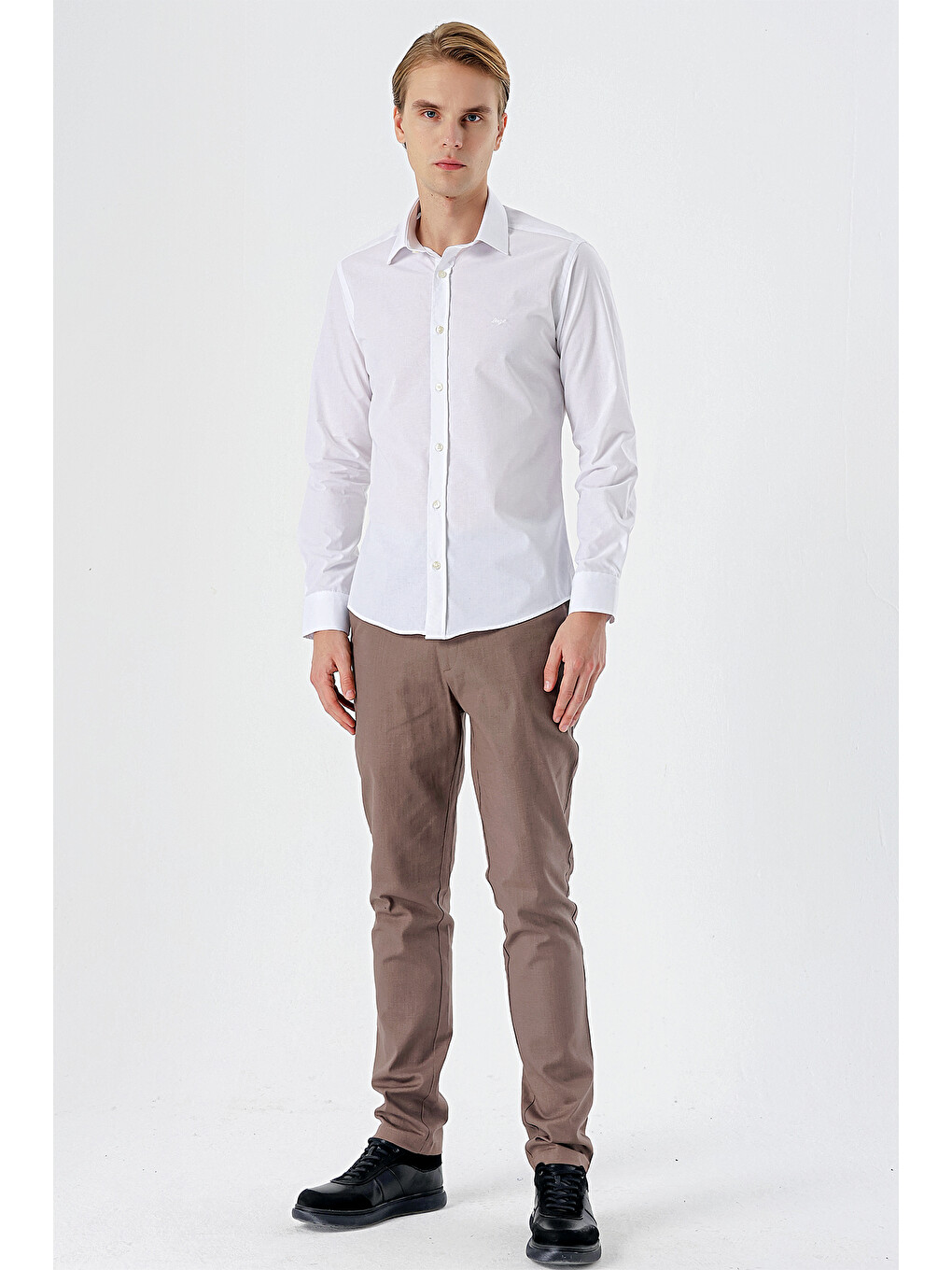 Beyaz Uzun Kollu Filafil Sert Yaka Cepsiz Pamuklu Basic Slim Fit Dar Kesim Gömlek 1004240008-3
