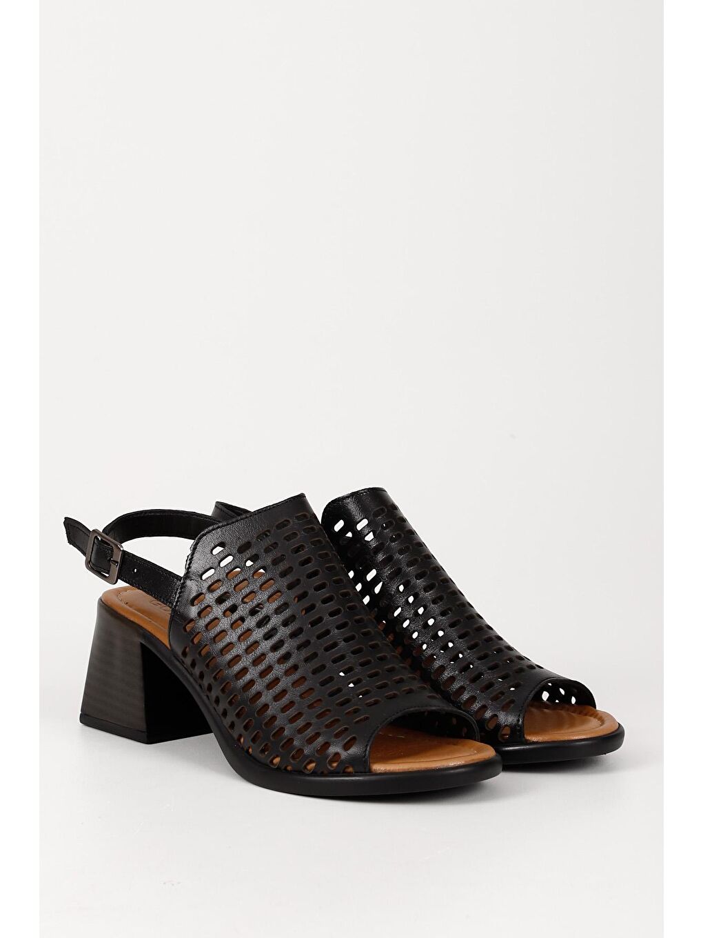 Siyah Hakiki Deri Topuklu Kadın Sandalet 45044-1