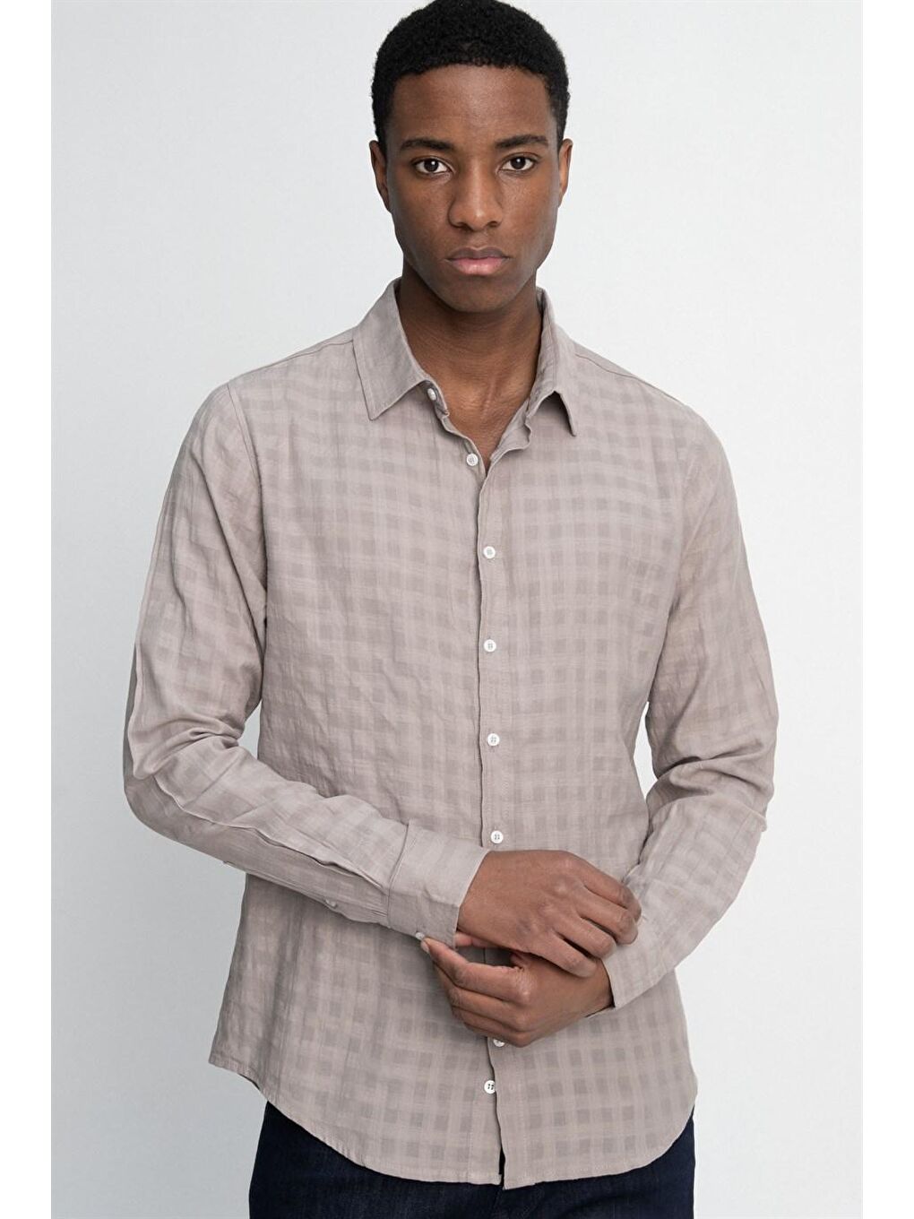 Kahverengi Slim Fit Dar Kalıp Uzun Kol Pamuk Gofreli Desenli Erkek Kahve Gömlek
