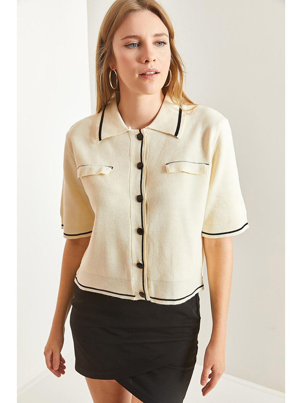 Gömlek Yaka Çift Cep Desenli Triko Bluz - Beyaz-Siyah-4