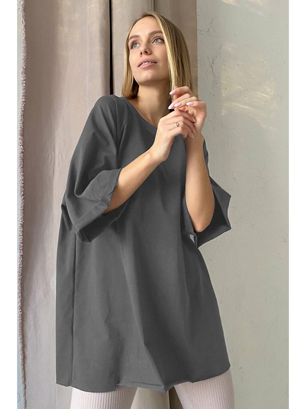 Antrasit Oversize Basic Kadın Tişört-1