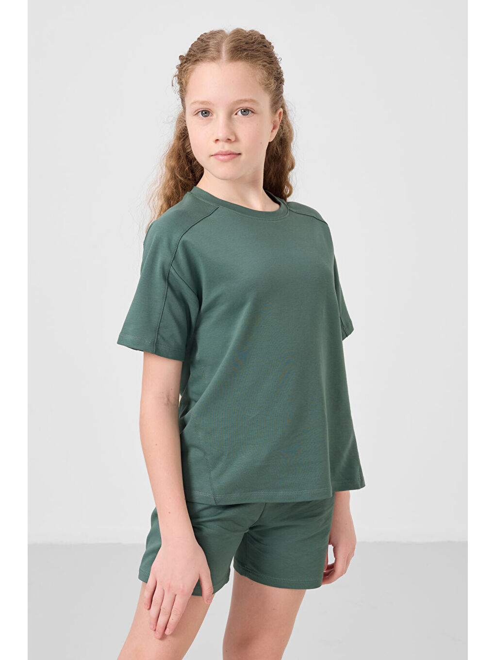 Açık Yeşil Pamuklu Yumuşak Dokulu Standart Fit Basic Kız Çocuk Şort Takım - 75184-2