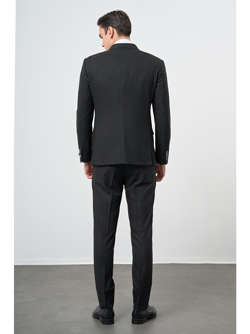 Siyah Bez Ayağı Kılıç Yaka Tam Astar Esnek 6 Drop Slim Fit Classic Takım Elbise 1001245173-4